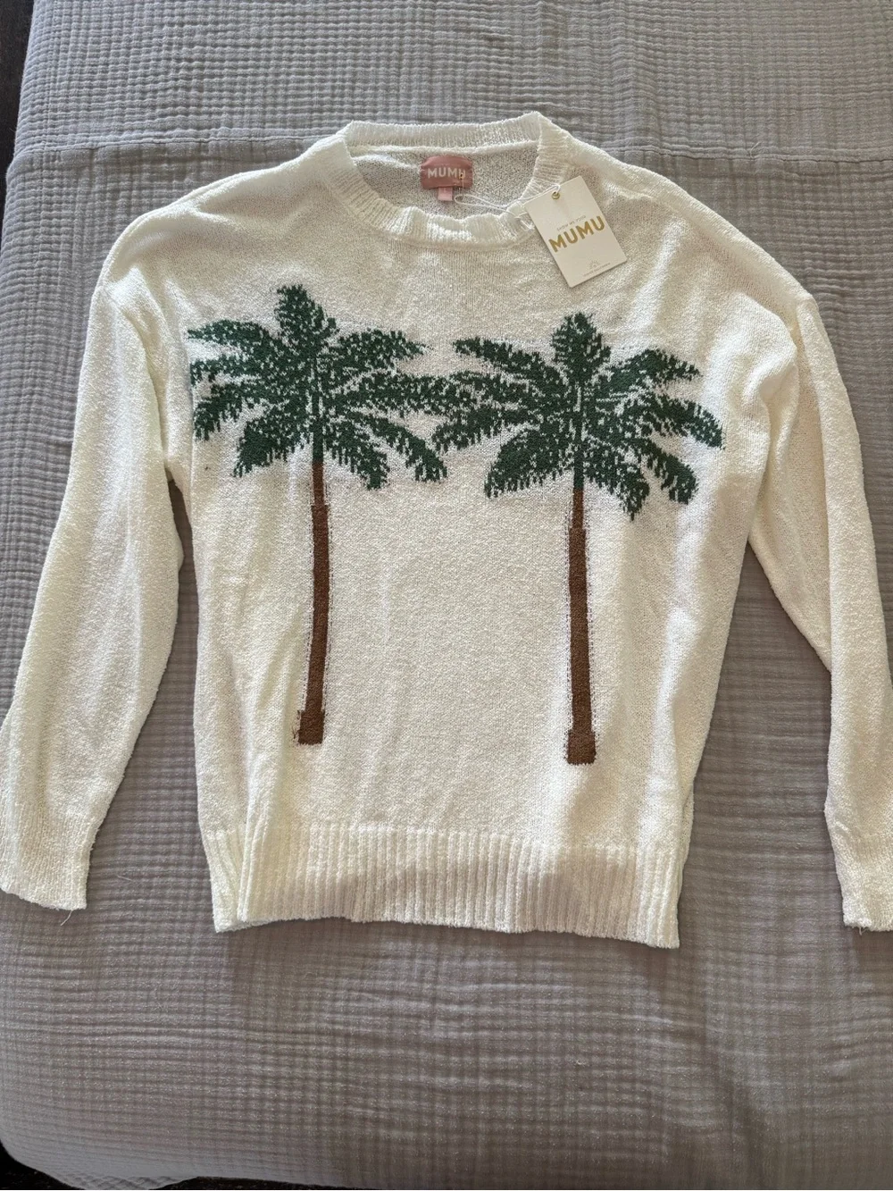 Show me your mumu “woodsy sweater” palm tree print size large brand new